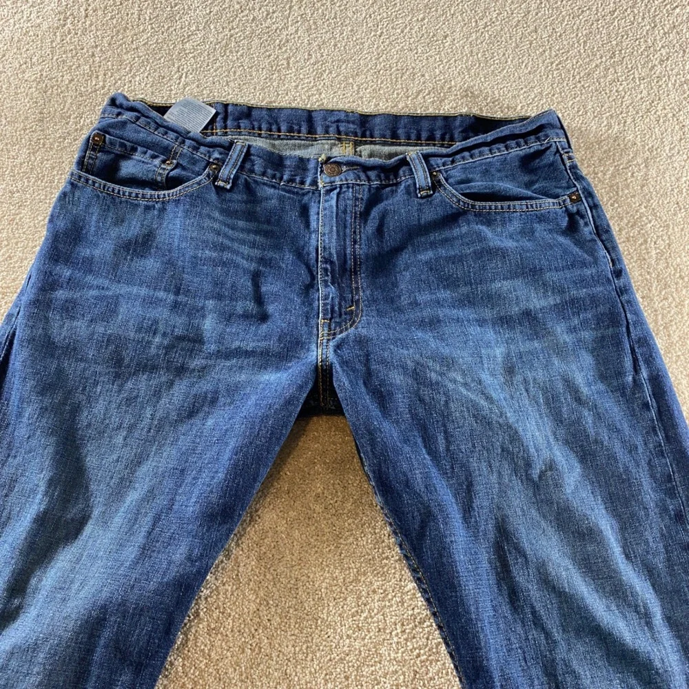 Levi's 559 Relaxed Straight‎ Jeans Mens 38x30 Blue Excellent Medium Wash Denim